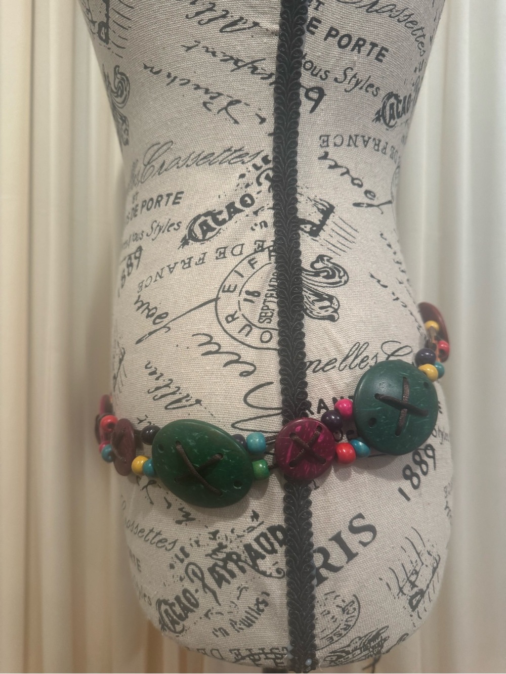 Handmade Coconut Shell Belt - Picture 4 of 5
